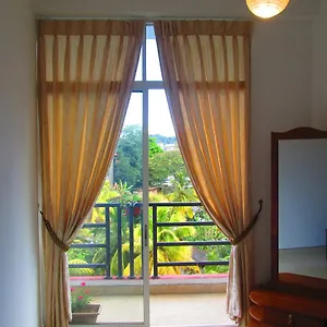Hotel Kandyan Sweet, Kandy